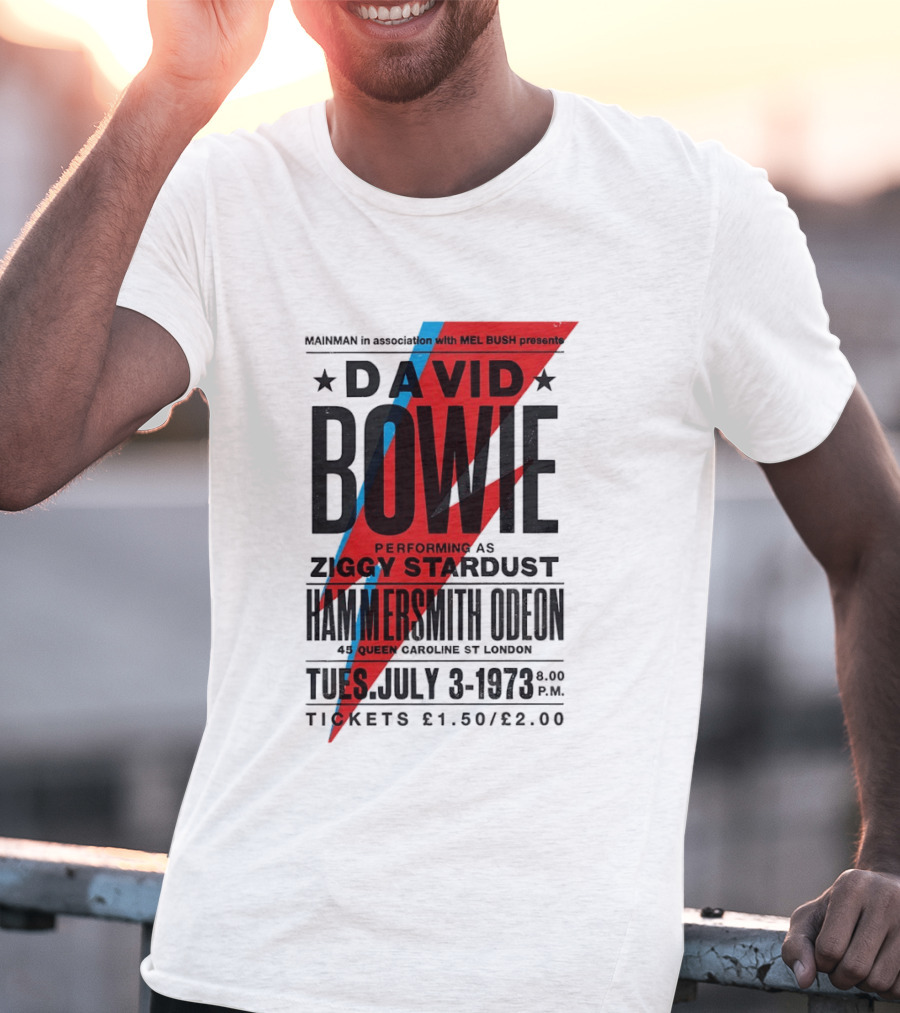 David Bowie Performing As Ziggy Stardust Hammersmith Odeon London July 3 1973 T-Shirt