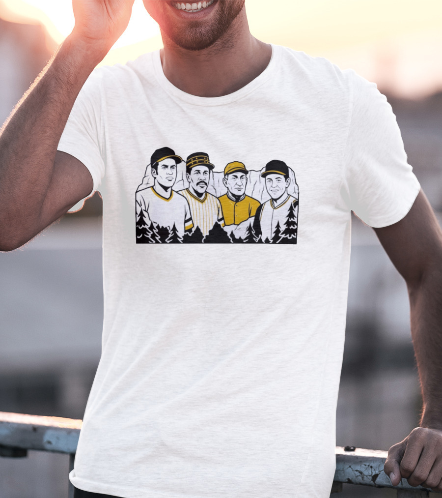 Pittsburgh Pirates Legends Roberto Clemente Willie Stargell Honus Wagner Bill Mazeroski T-Shirt