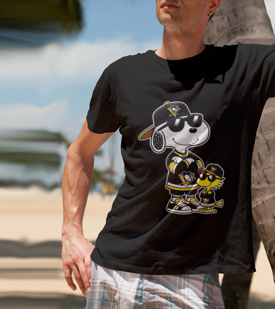 Snoopy Woodstock Pittsburgh Penguins NHL 2026 Sports Fan Collaboration T-Shirt