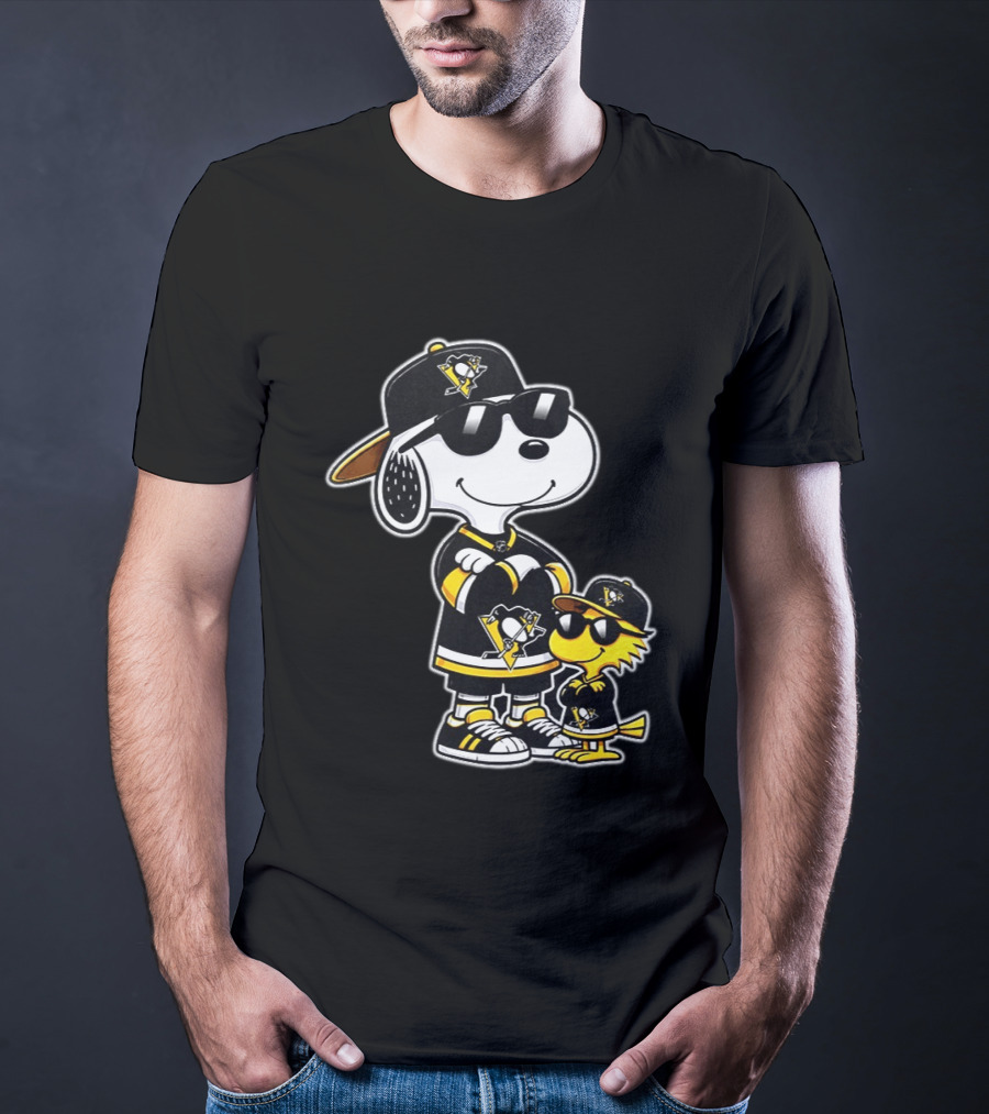 Snoopy Woodstock Pittsburgh Penguins NHL 2026 Sports Fan Collaboration T-Shirt