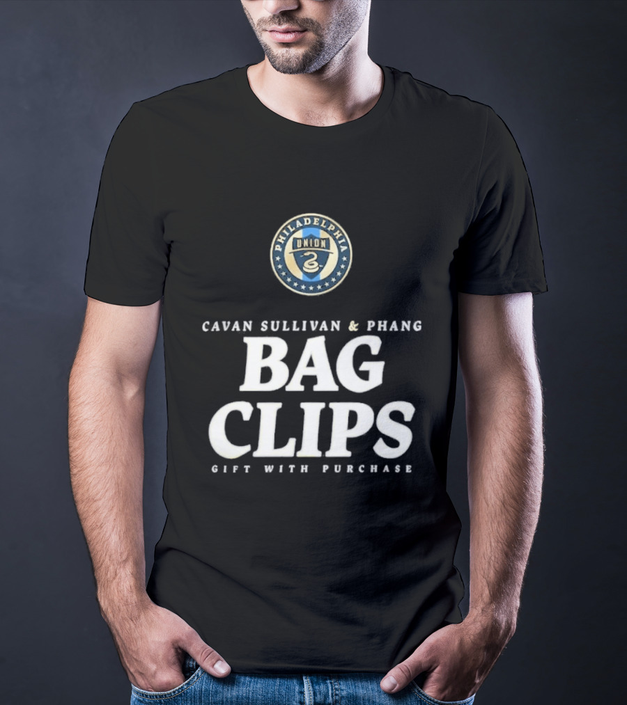 Philadelphia Cavan Sullivan Phang Bag Clips Gift With Purchase T-Shirt