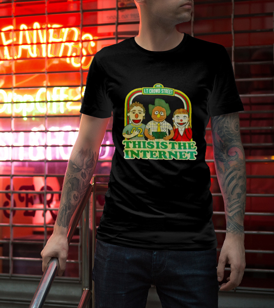 The IT Crowd Street This Is The Internet 0118 Muppet T-Shirt