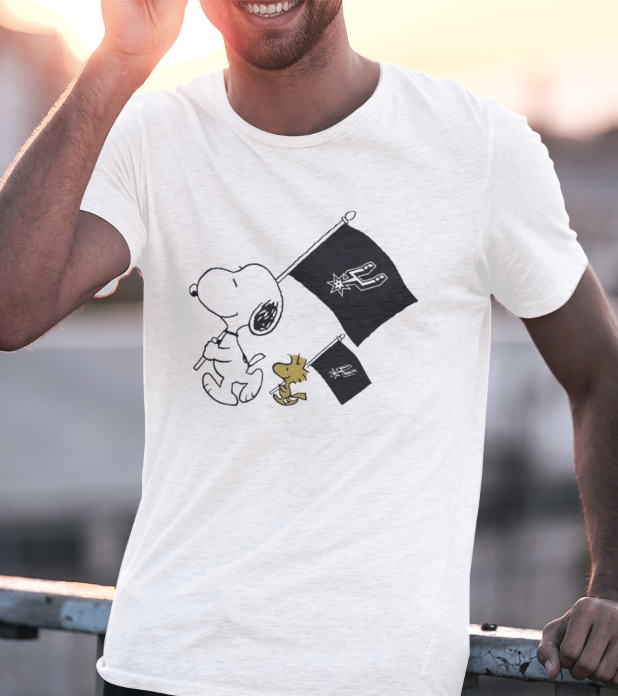 Snoopy Woodstock San Antonio Spurs Flags Peanuts NBA Fan T-Shirt