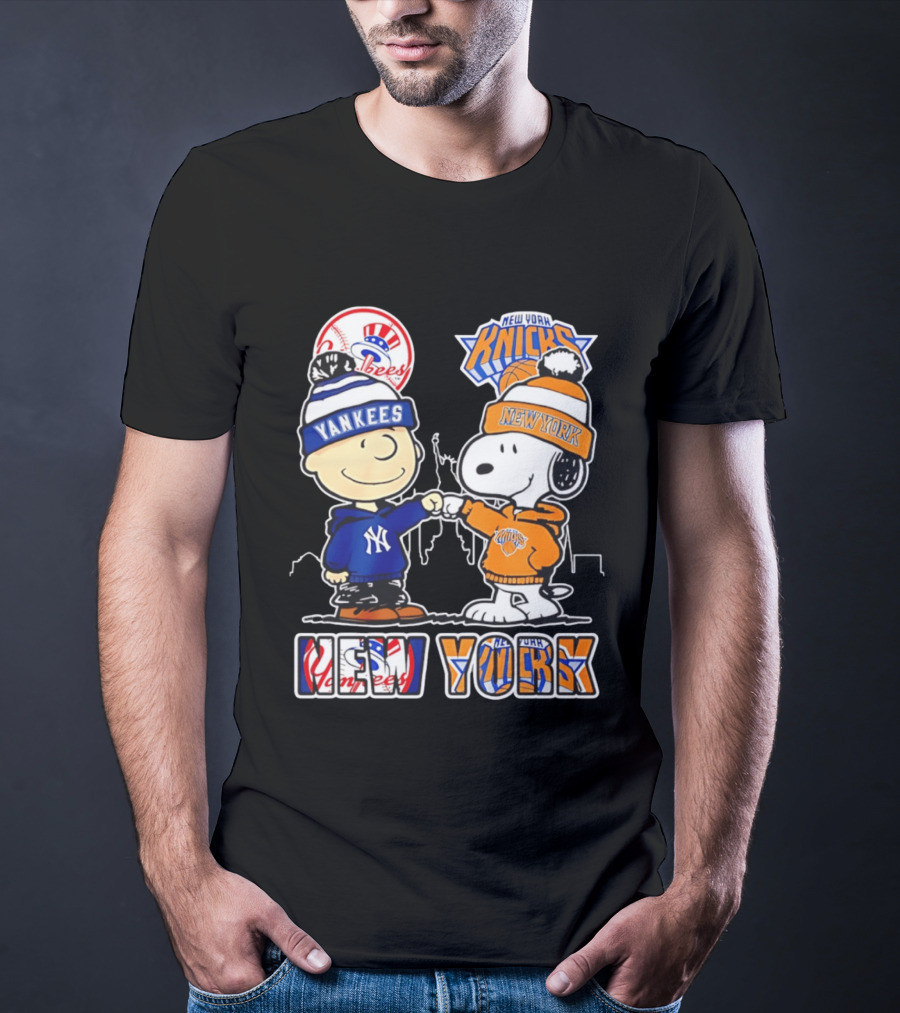 New York Yankees New York Knicks Charlie Brown Snoopy T-Shirt