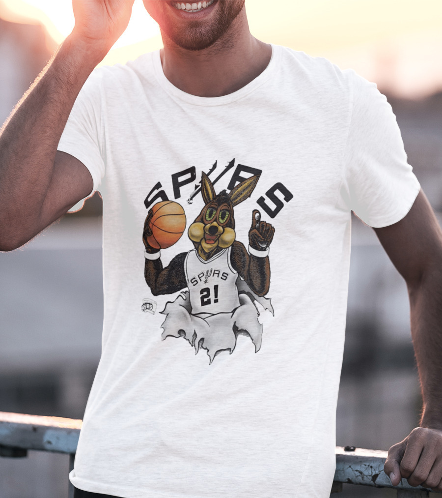 Coyote 21 Tim Duncan San Antonio Spurs Basketball Silver Breakthrough 2026 T-Shirt