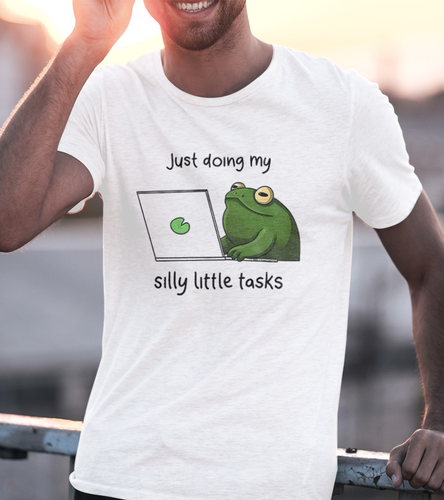 Silly Frog Doing My Little Tasks Playful Green T-Shirt
