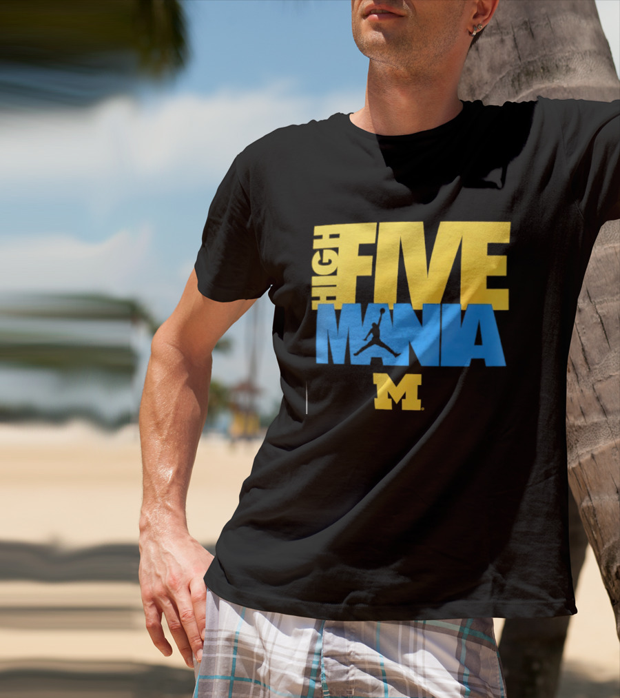 Michigan Wolverines High Five Mania M T-Shirt