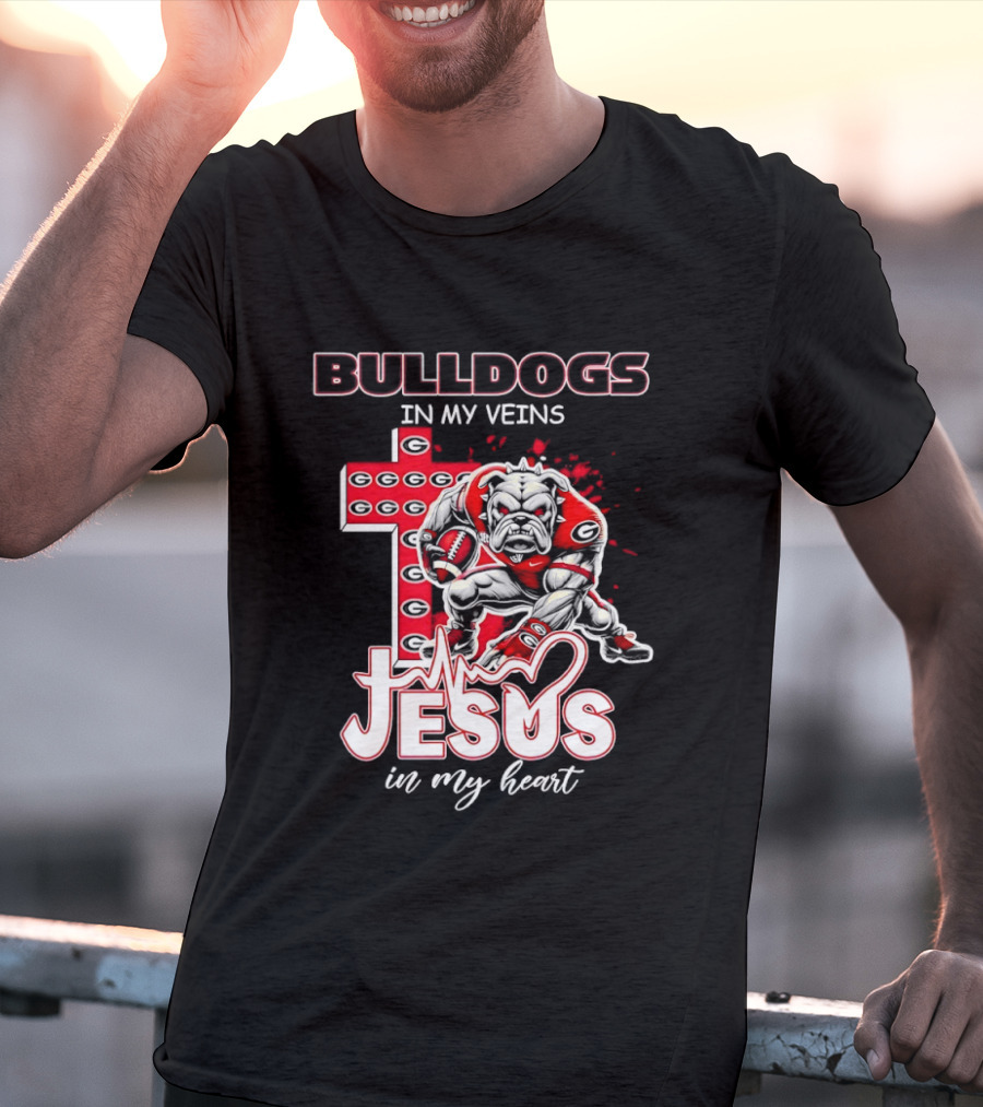 Bulldogs In My Veins Jesus In My Heart Cross Shape T-Shirt