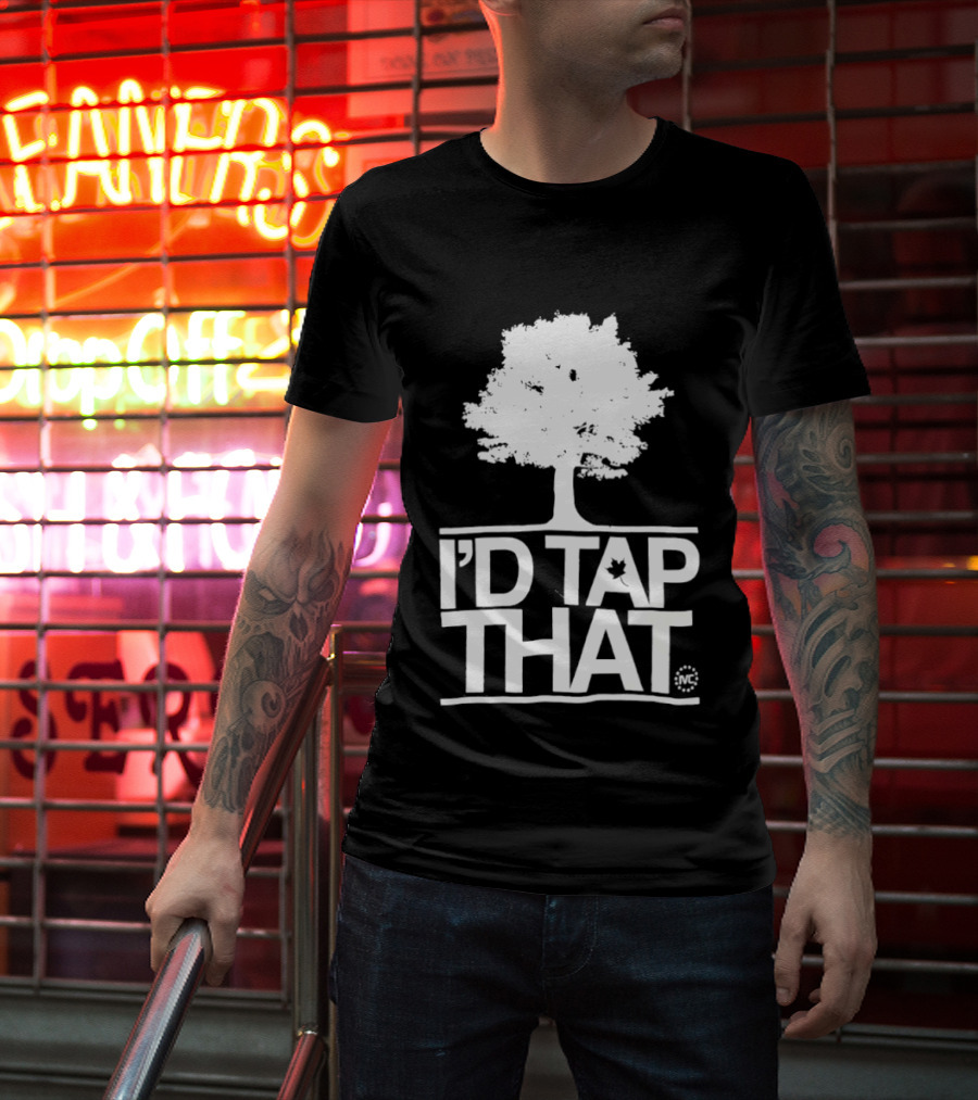 Tree I'd Tap That Pun With Maple Leaf T-Shirt