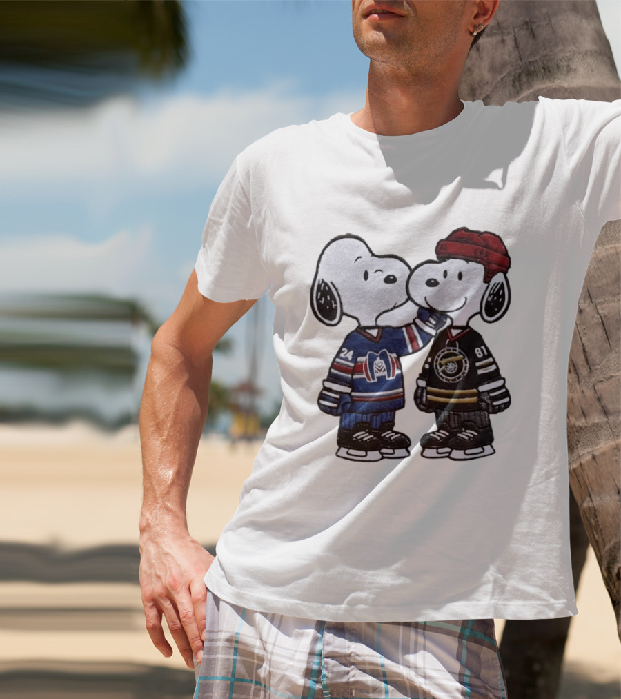 Snoopy Shane Hollander Kissing Ilya Rozanov Hockey LGBT Peanuts Charlie Brown Ice Hockey Romance Cartoon T-Shirt