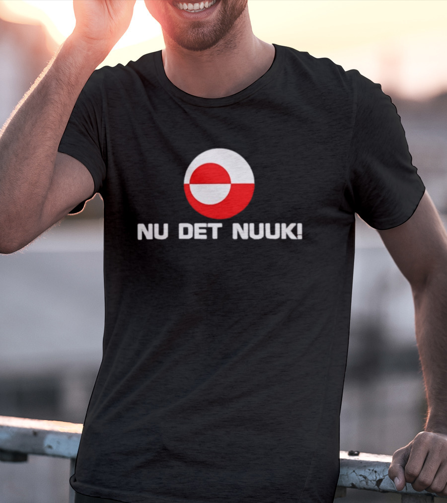 Nu Det Nuuk Greenland Flag Circle T-Shirt