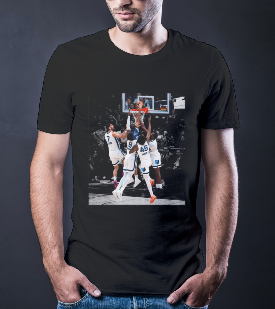 Anthony Black Dunking Against Grizzlies Players Defense T-Shirt