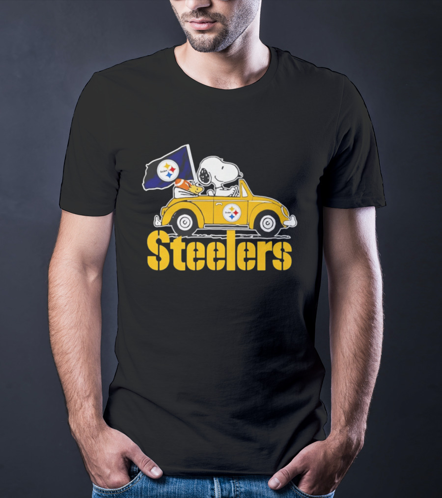 Pittsburgh Steelers Snoopy Woodstock Driving Yellow Car T-Shirt