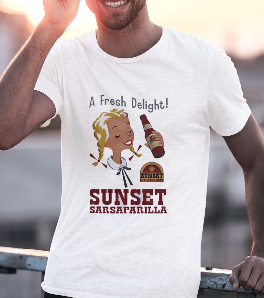 A Fresh Delight Sunset Sarsaparilla Bottle Vintage Fallout T-Shirt