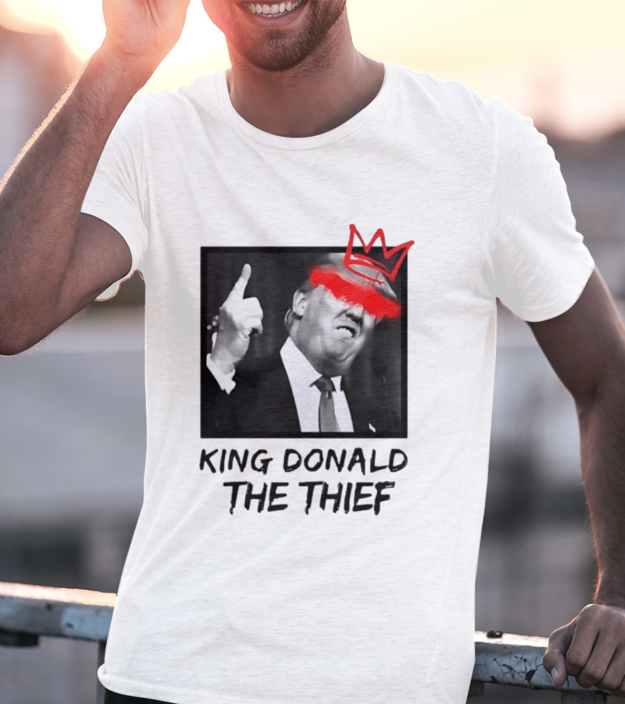 King Donald The Thief Red Crown Graffiti T-Shirt