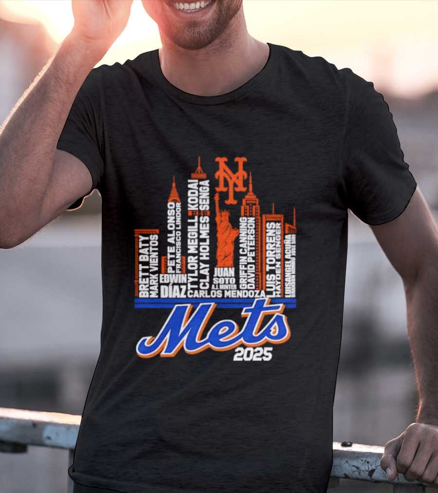 New York Mets Players City Skyline 2025 T-Shirt