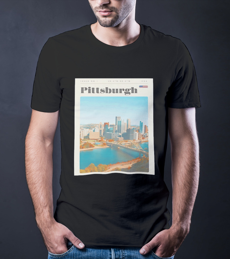 Pittsburgh Issue No 1 USA Flag 40.4°N 80.0°W Skyline T-Shirt