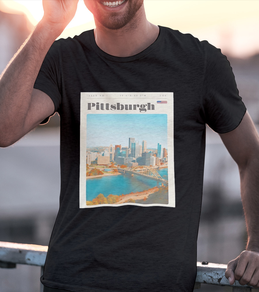 Pittsburgh Issue No 1 USA Flag 40.4°N 80.0°W Skyline T-Shirt