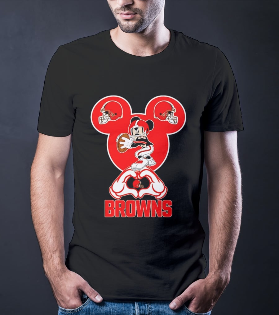 Cleveland Browns Mickey Mouse Football Quarterback Love T-Shirt