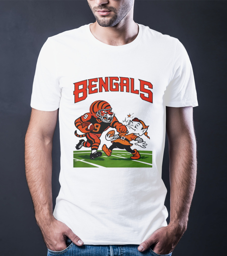 Bengals Tiger Player Tackling Browns Elf Cleveland Rivalry T-Shirt
