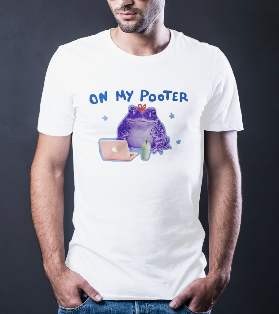 On My Pooter Frog Laptop Smoothie T-Shirt