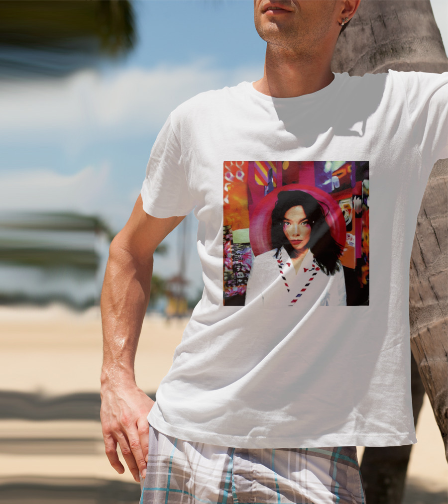 Anne Hathaway Björk And T-Shirt