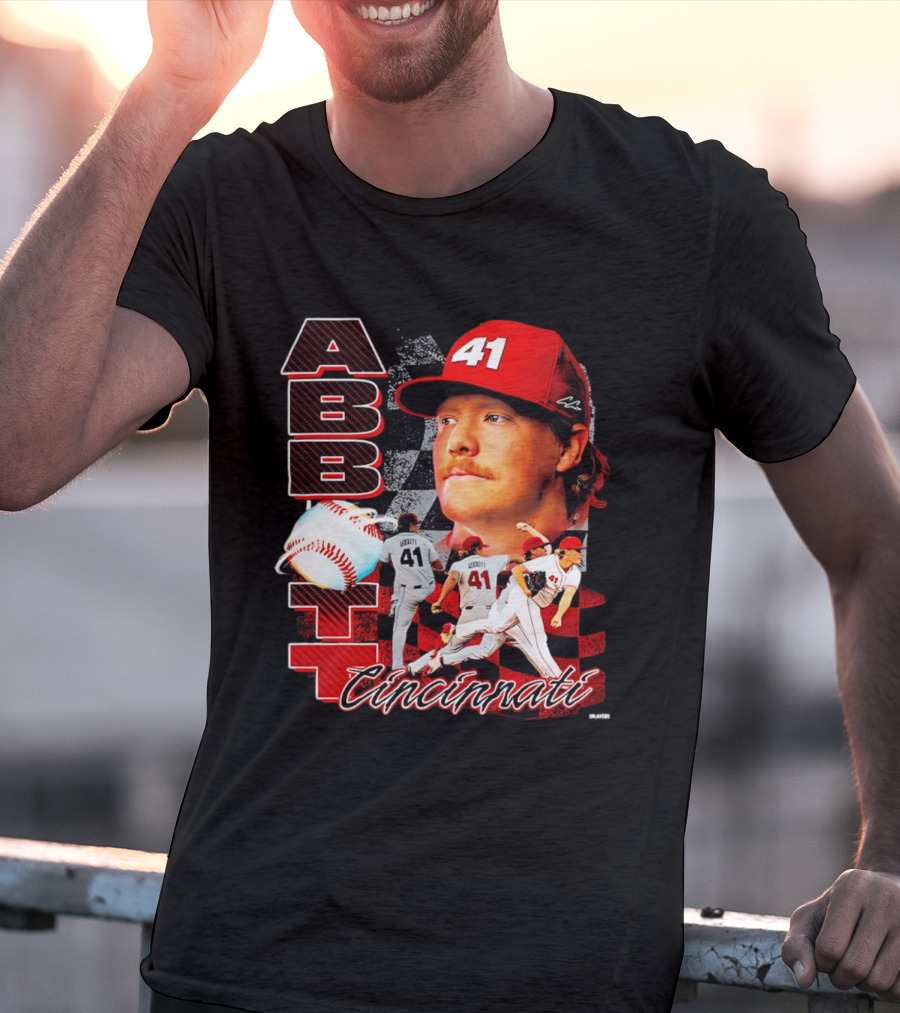 Cincinnati Reds Abbott 41 Baseball Pitcher Portrait Action T-Shirt