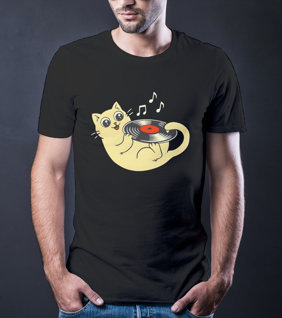 Turntable Cat Spinning Vinyl Record With Musical Notes T-Shirt