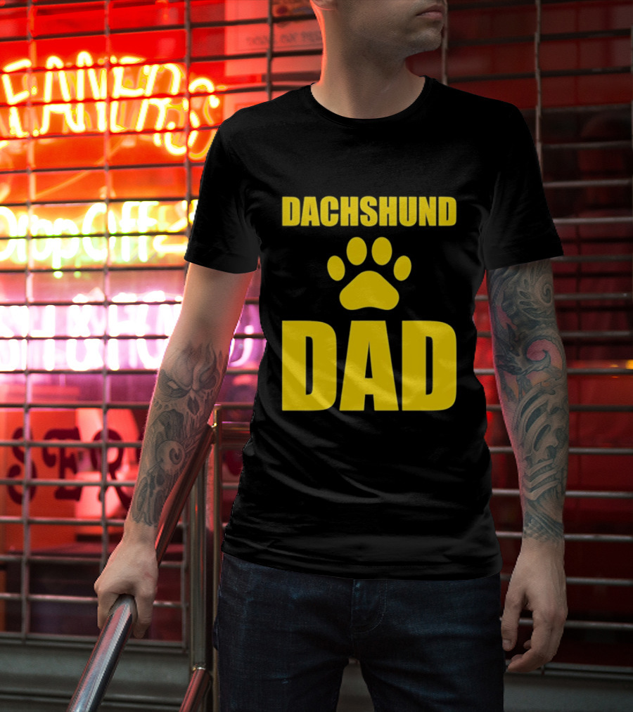 Dachshund Dad Wiener Dog Paw Print T-Shirt