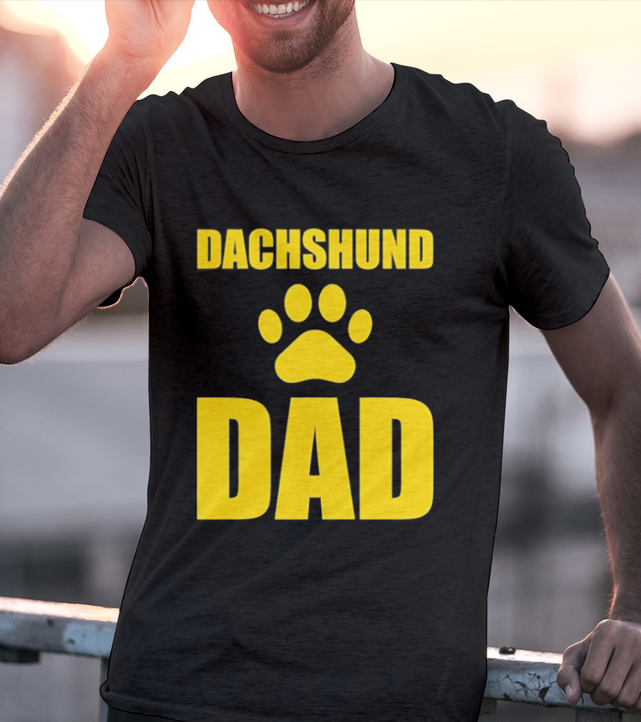 Dachshund Dad Wiener Dog Paw Print T-Shirt