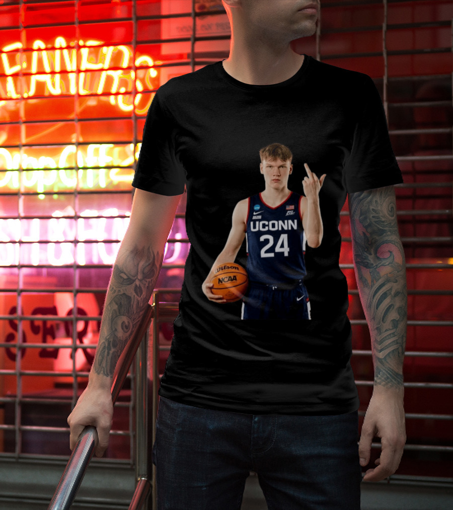 Braylon Mullins UConn Huskies 24 NCAA Basketball Middle Finger T-Shirt