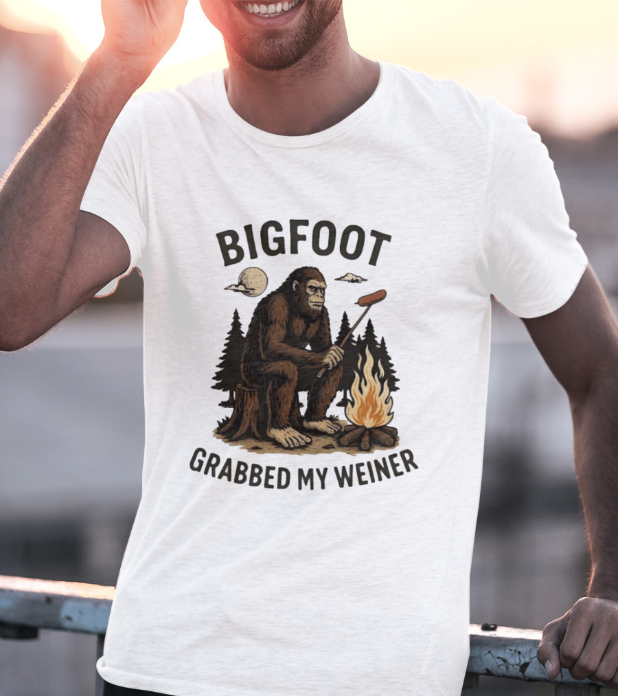 Bigfoot Grabbing My Weiner Campfire Sausage Grilling Moonlit Forest T-Shirt