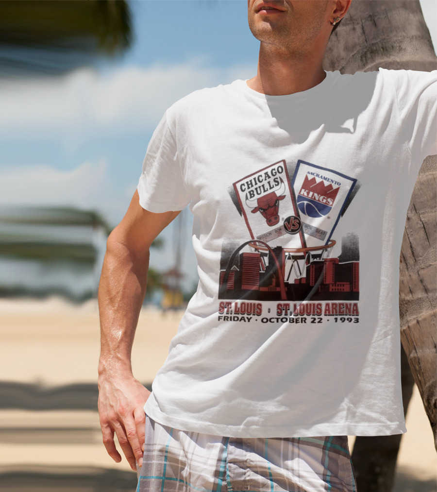 Chicago Bulls Vs Sacramento Kings St Louis St Louis Arena Friday October 22 1993 T-Shirt