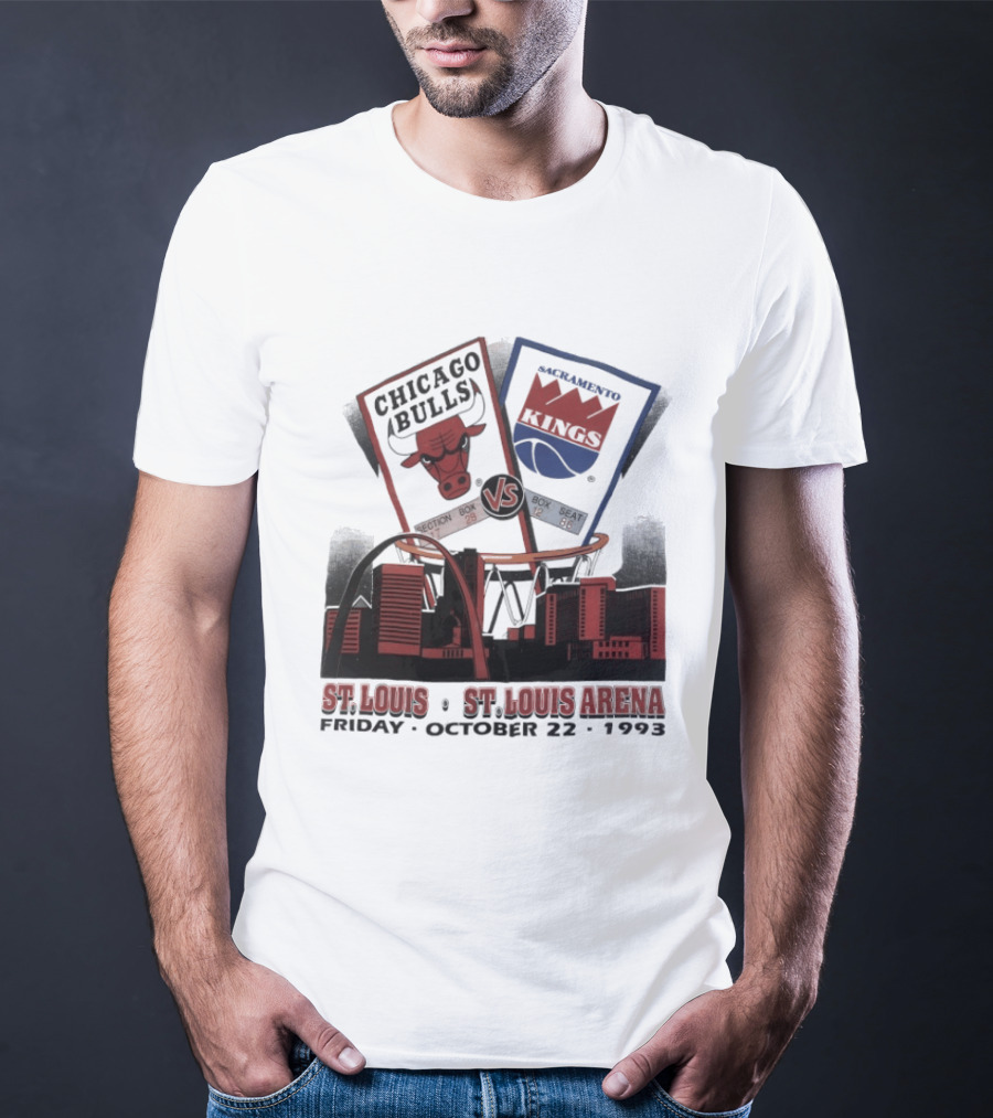 Chicago Bulls Vs Sacramento Kings St Louis St Louis Arena Friday October 22 1993 T-Shirt