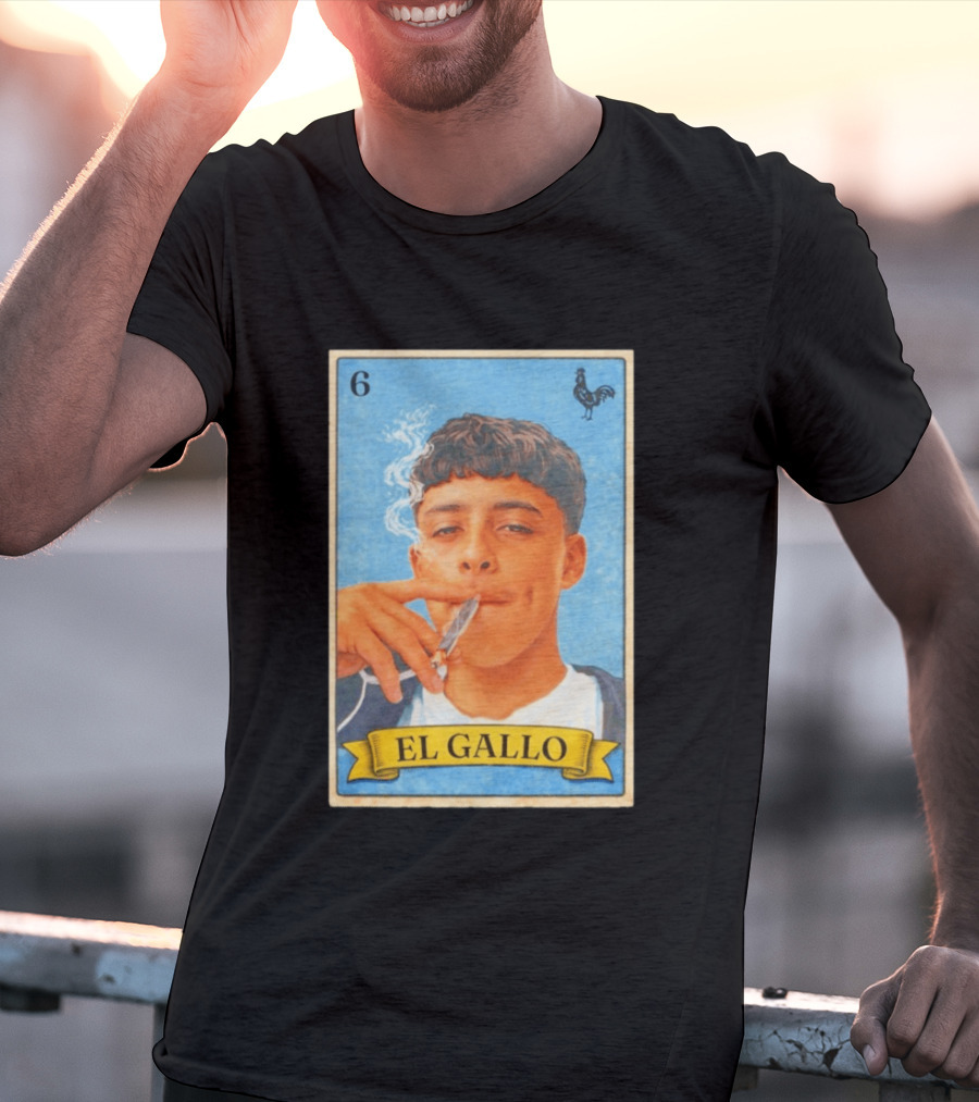 El Gallo Smoking Card 6 Rooster T-Shirt