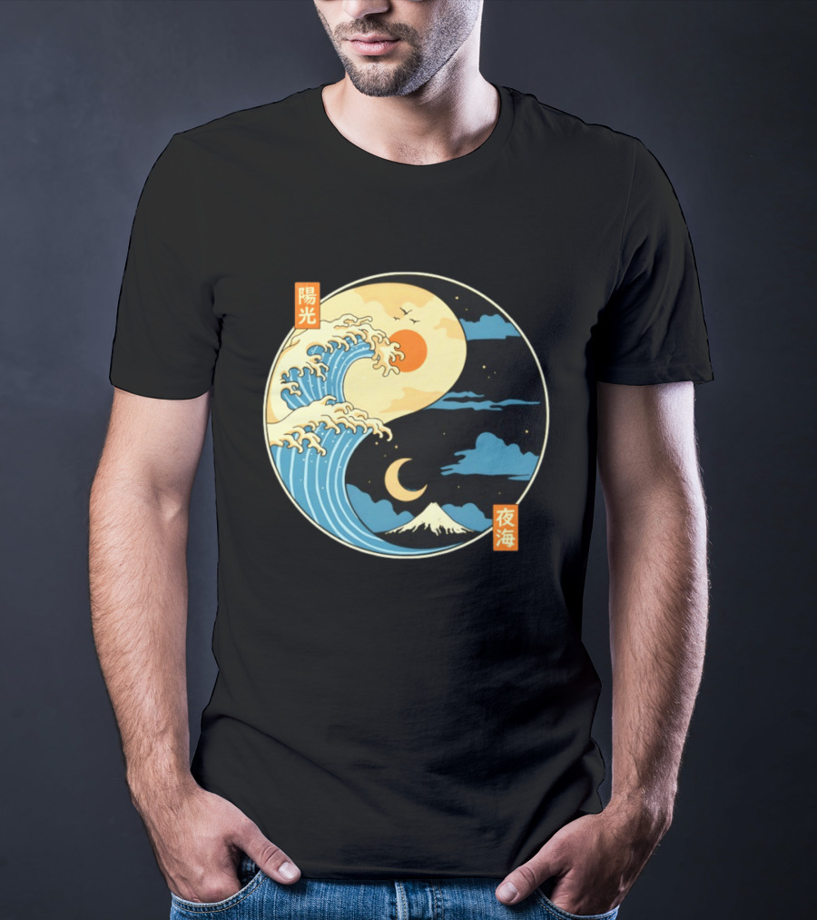 The Great Wave Off Kanagawa And Mount Fuji Yin Yang Sun And Moon Balance T-Shirt