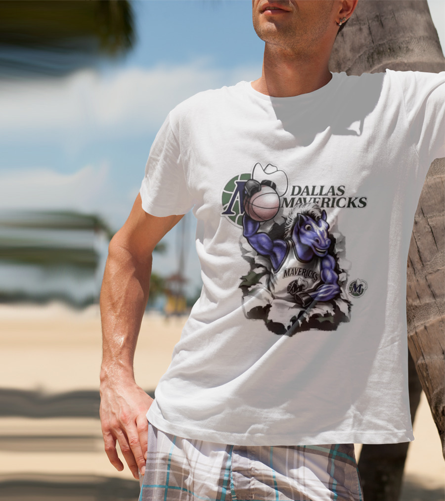 Dallas Mavericks Mitchell & Ness Breakthrough Basketball Horse T-Shirt