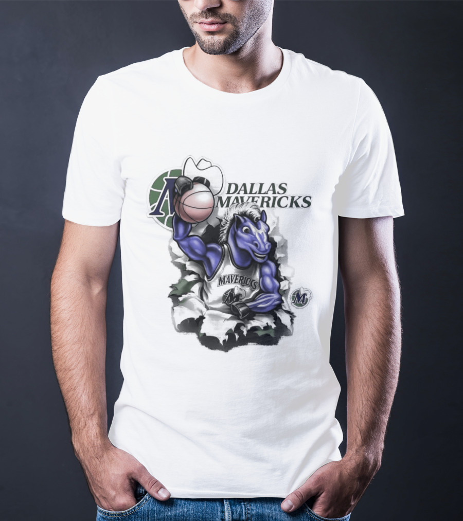 Dallas Mavericks Mitchell & Ness Breakthrough Basketball Horse T-Shirt