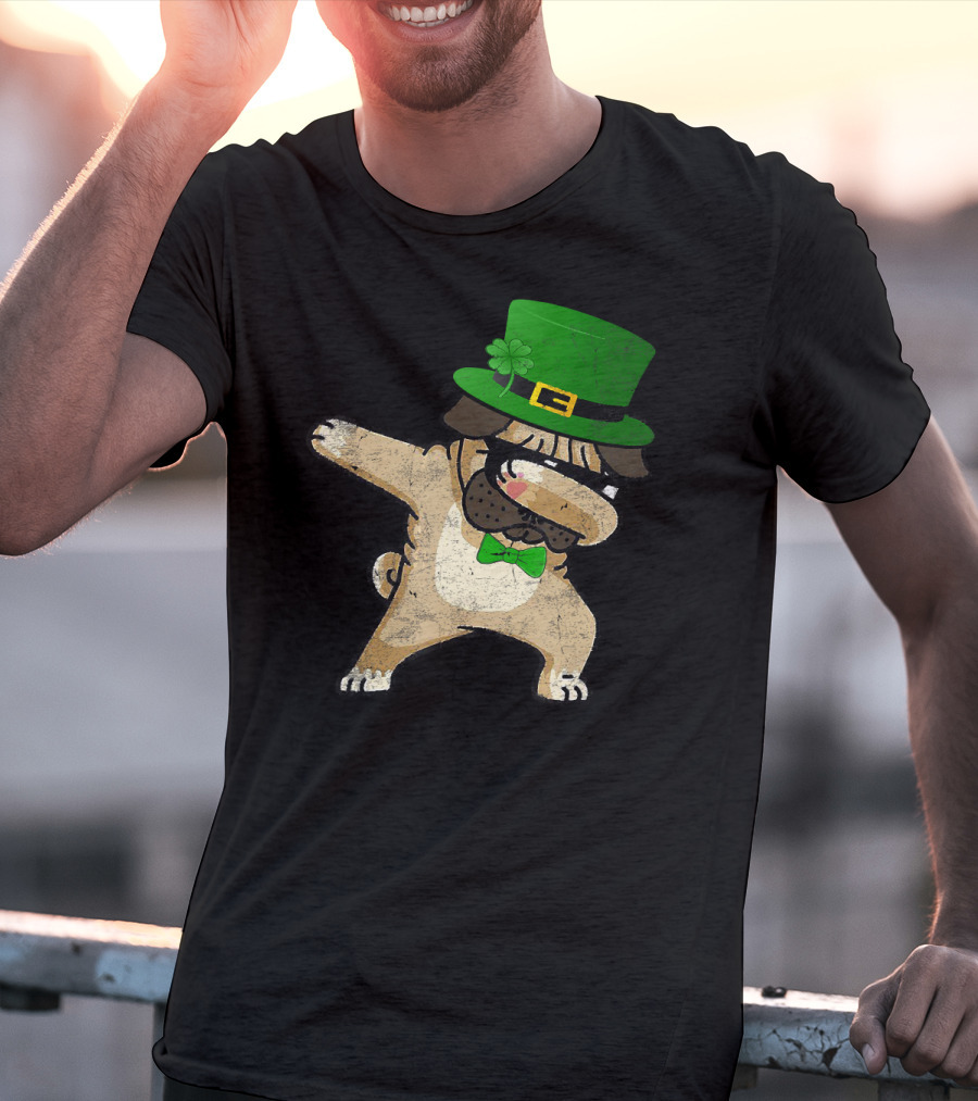 Dabbing Pug With Green Hat For St. Patrick's Day T-Shirt