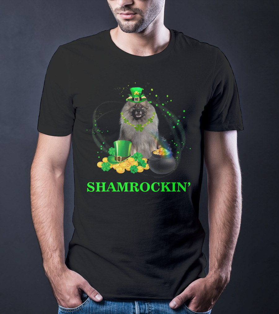 Shamrockin Keeshond St Patricks Day Dog With Green Hat And Gold Coins T-Shirt