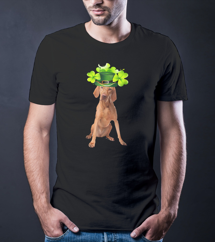 St Patricks Day Hungarian Vizsla Dog With Irish Clover Hat T-Shirt