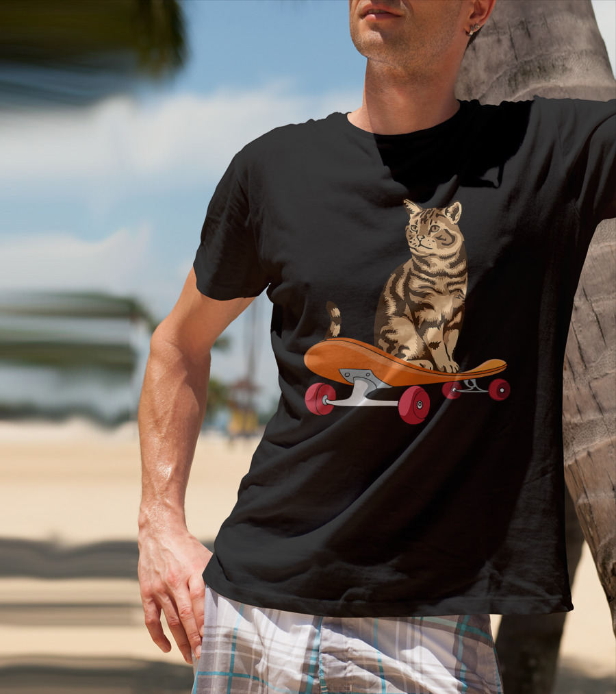 Funny Cat Skateboarding Animal Lover T-Shirt
