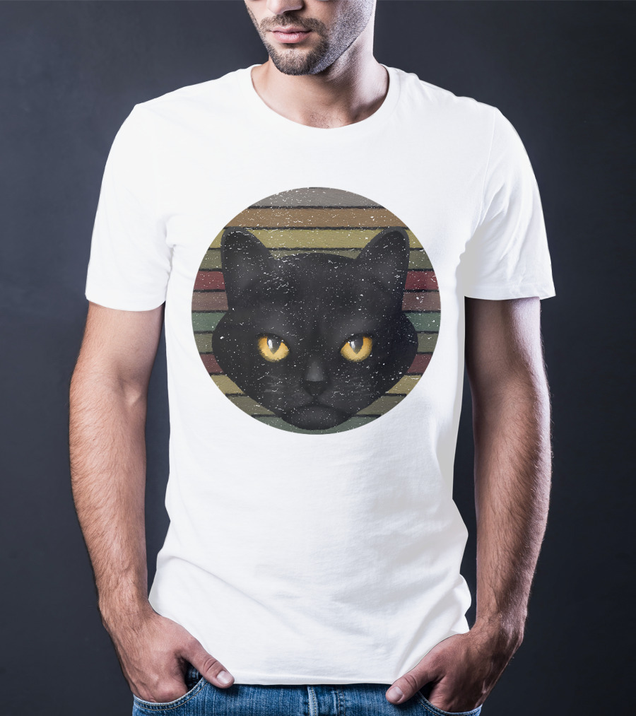 Realistic Cat Black Face On Retro Striped Circle T-Shirt