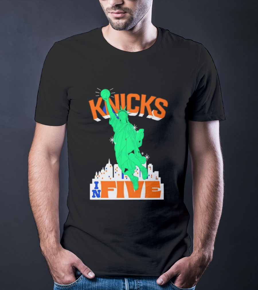 Knicks Statue Of Liberty Dunk In Five Basketball Cartoon Skyline T-Shirt