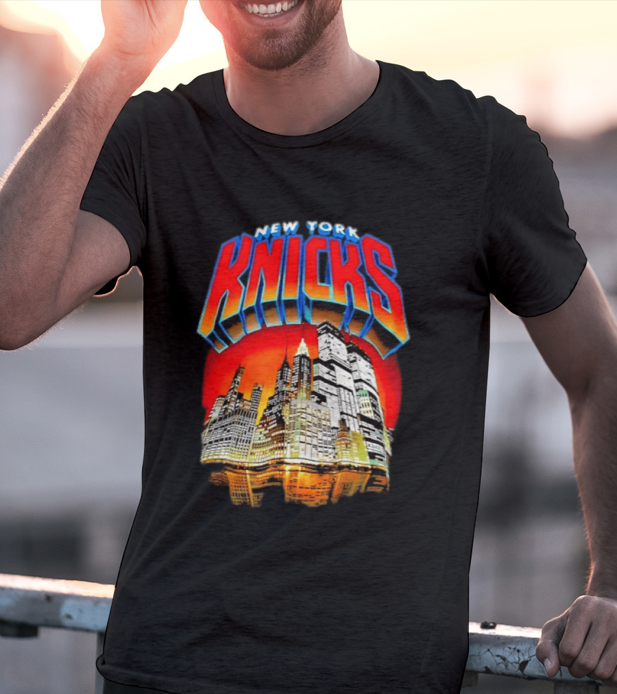 New York Knicks City Skyline Nightscape T-Shirt