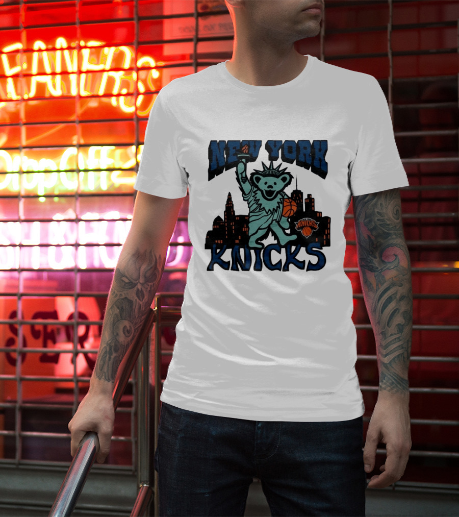 NBA Grateful Dead New York Knicks Bear Liberty Statue T-Shirt