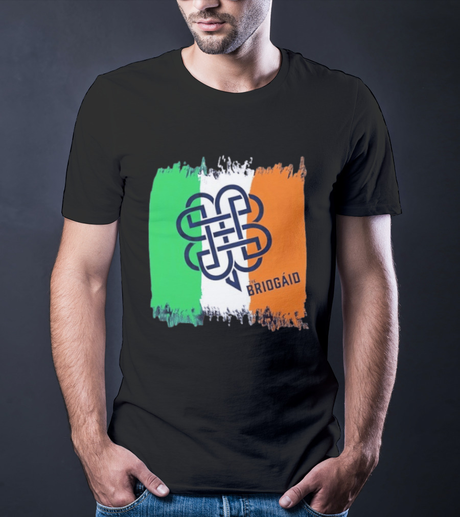 The Briogáid Celtic Knot Irish Flag T-Shirt