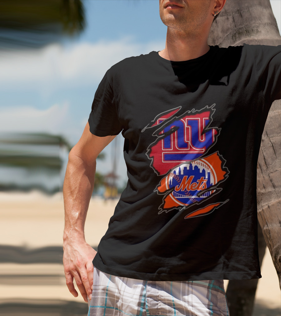 New York Giants New York Mets Two Teams One Heart Scratch T-Shirt