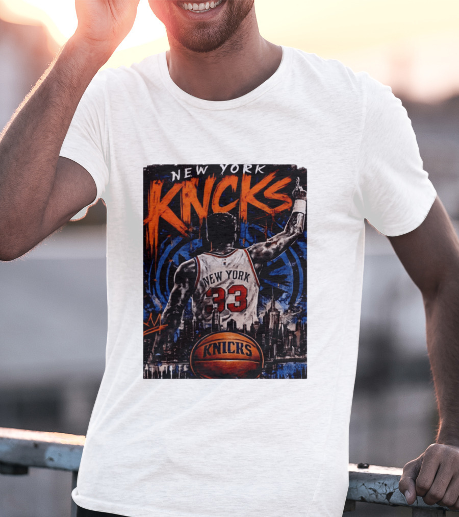 New York Knicks Ewing 33 City Skyline Basketball T-Shirt