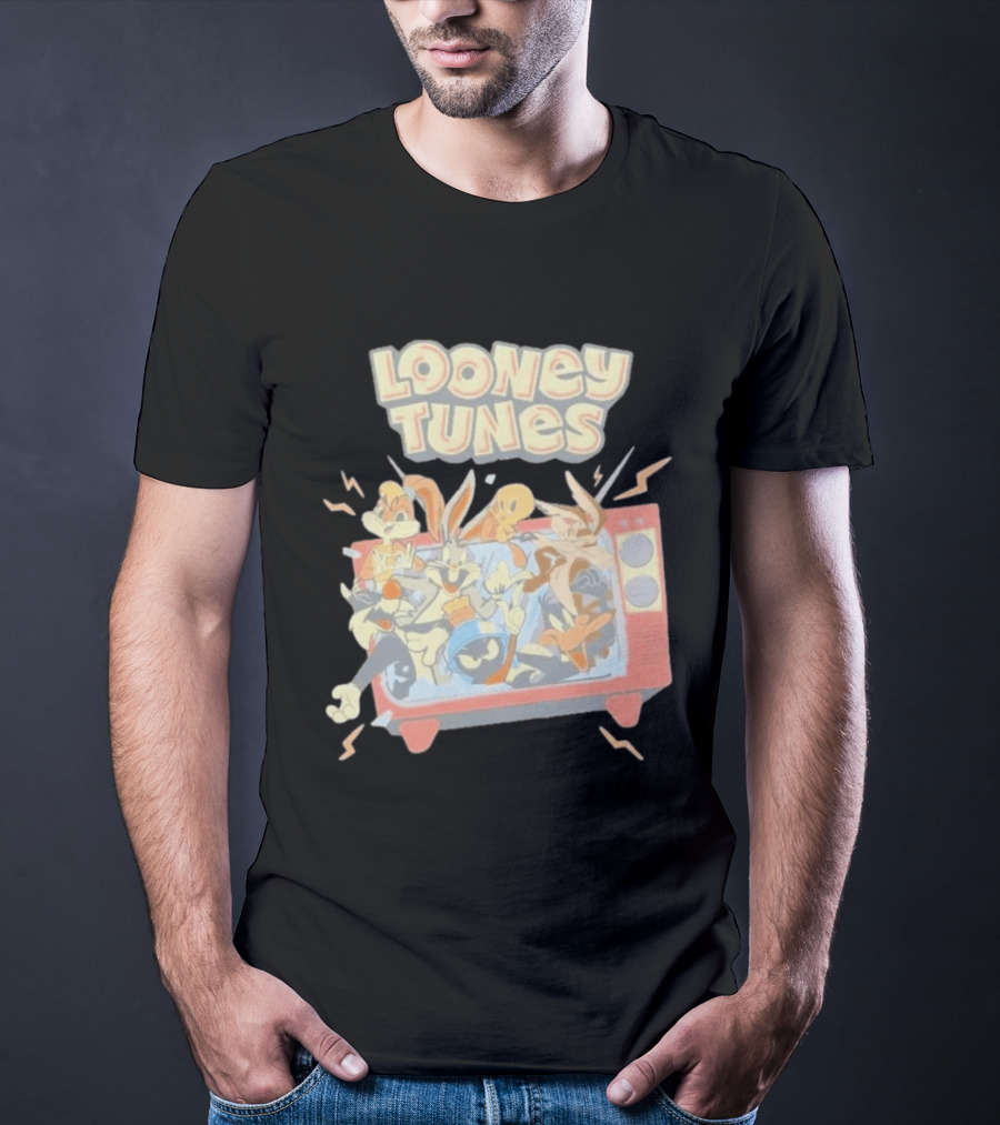 Wbs Shop Looney Tunes Characters In A Retro TV Display T-Shirt